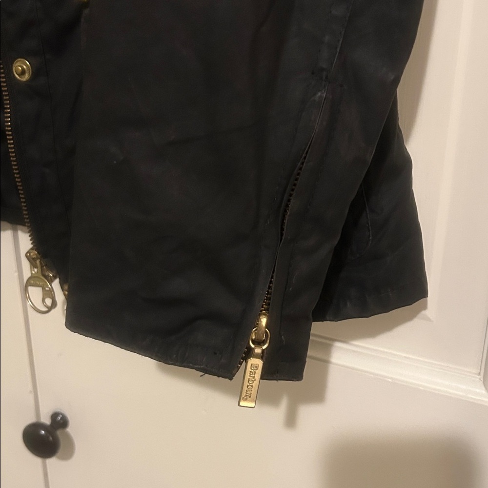 Barbour Black Utility Jacket for Women - Picture 6 of 9